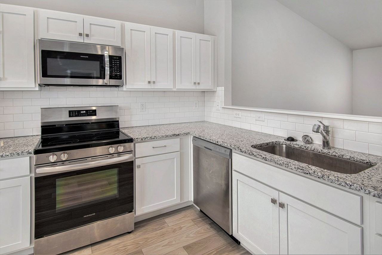 1157 1157 Vertex Circle - Photo 5 of 23