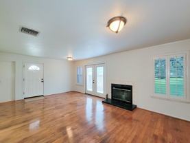 418 Garland Dr #122 - Photo 1 of 1