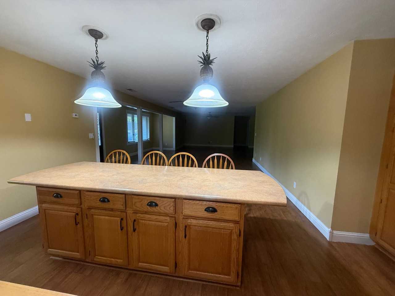 128 Sills Ln - Photo 7 of 39