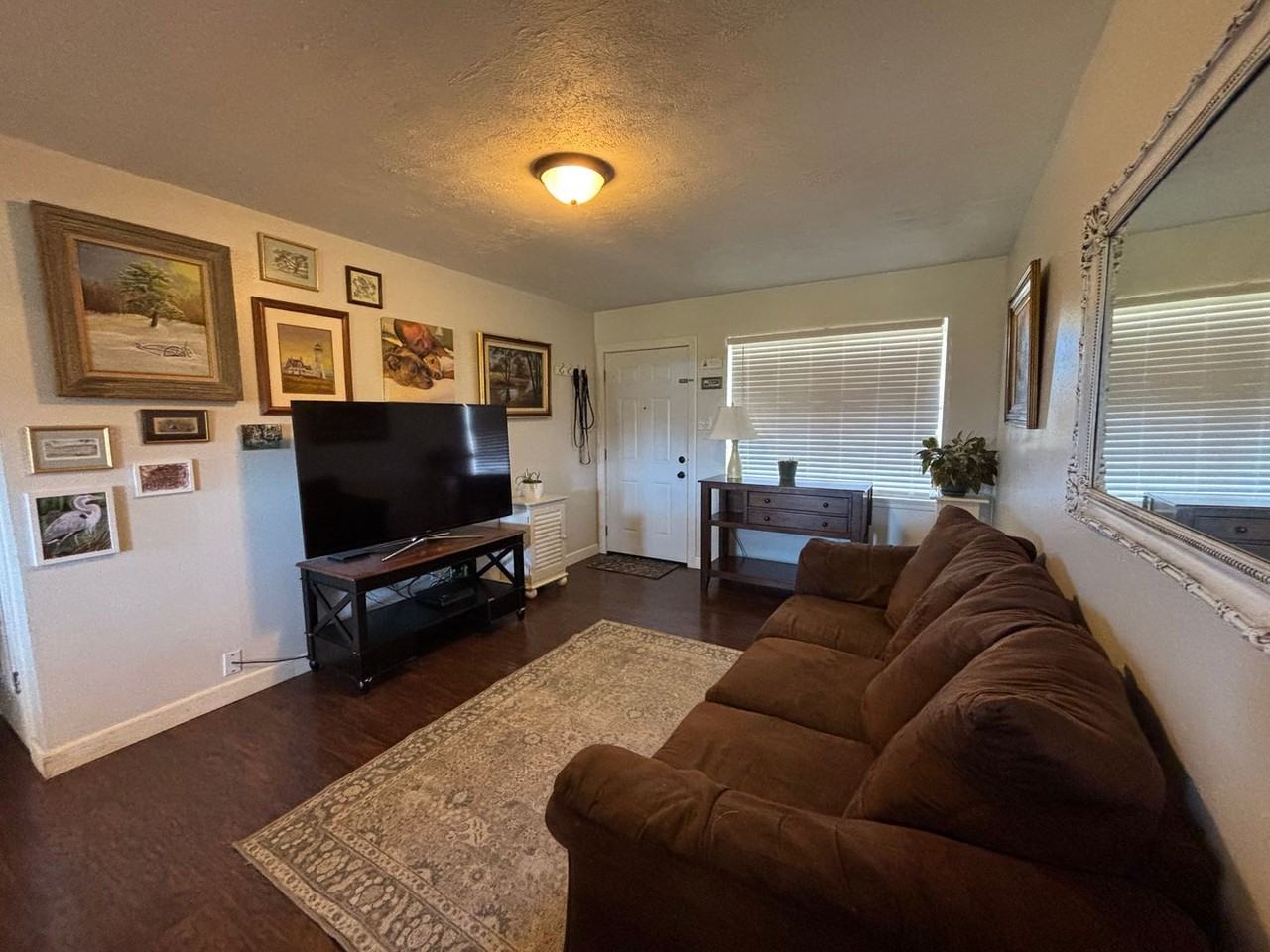 1205 Dot Ave - Photo 2 of 15