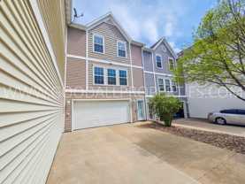 3011 Sw Sharmin Ln - Photo 1 of 1