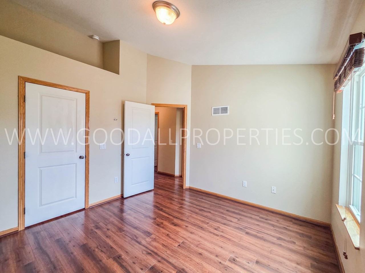 3011 Sw Sharmin Ln - Photo 7 of 10