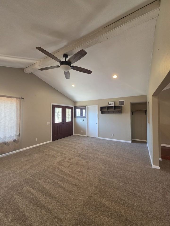 1631 Cochabamba St - Photo 7 of 40