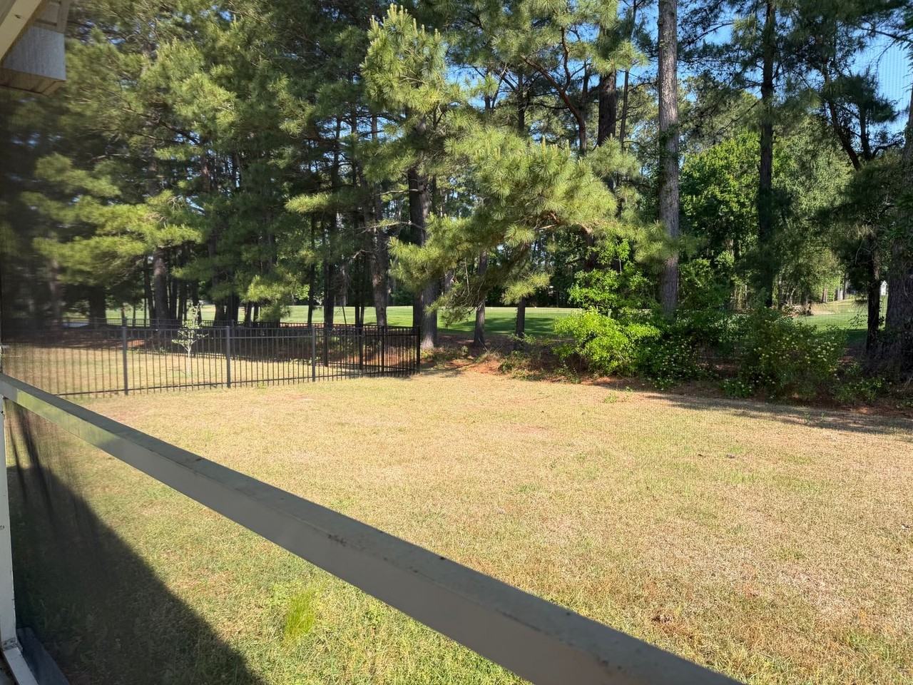 246 Vesta Dr - Photo 2 of 14