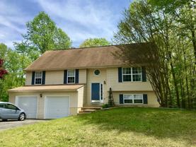 8 Plumosa Dr - Photo 1 of 1