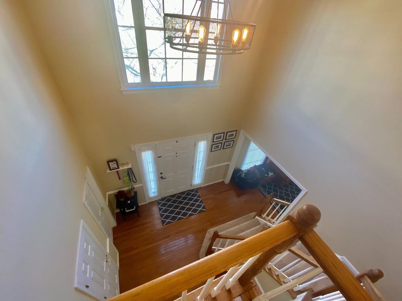 64 Tavern Rd - Photo 3 of 26