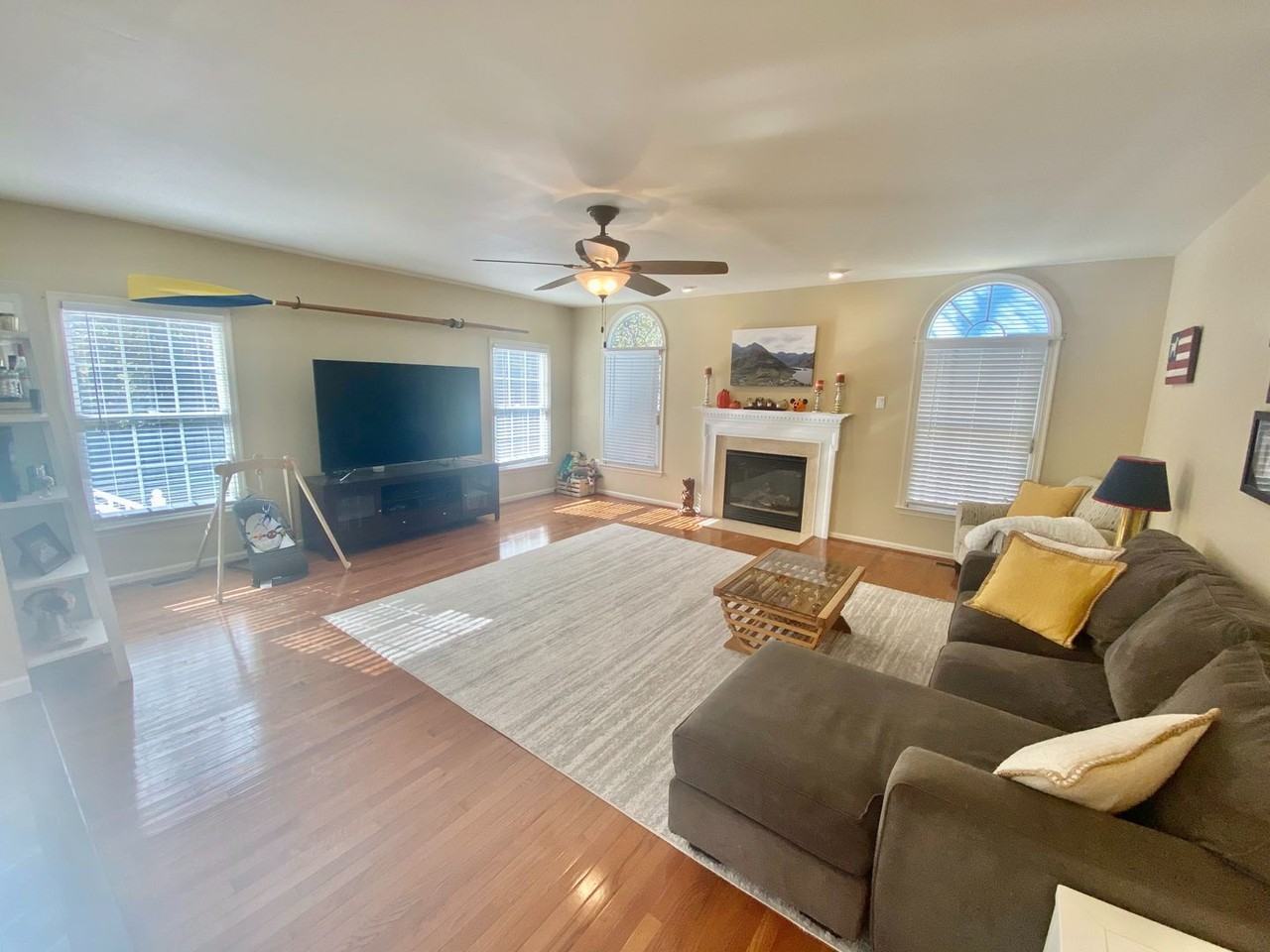 64 Tavern Rd - Photo 4 of 26