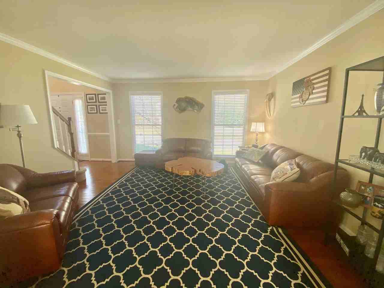 64 Tavern Rd - Photo 7 of 26