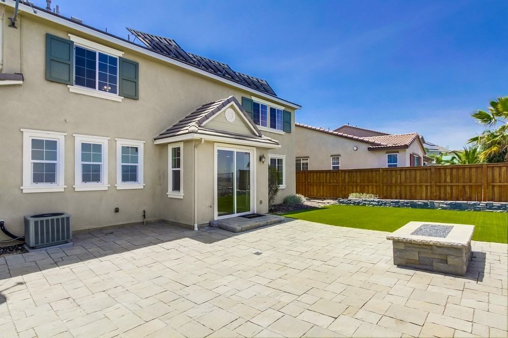 5102 Sevilla St - Photo 2 of 50