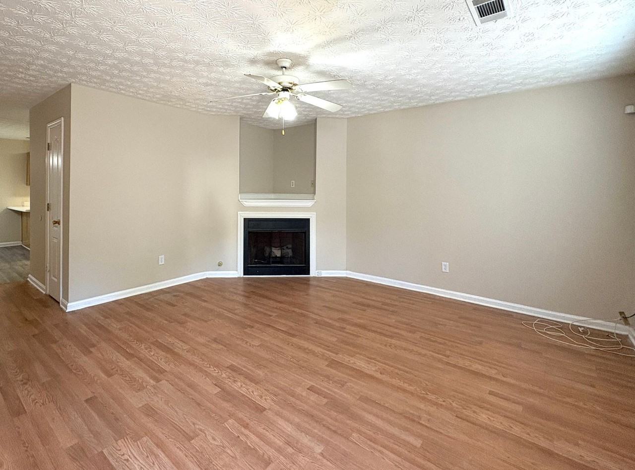 5044 Chupp Way Cir - Photo 2 of 14