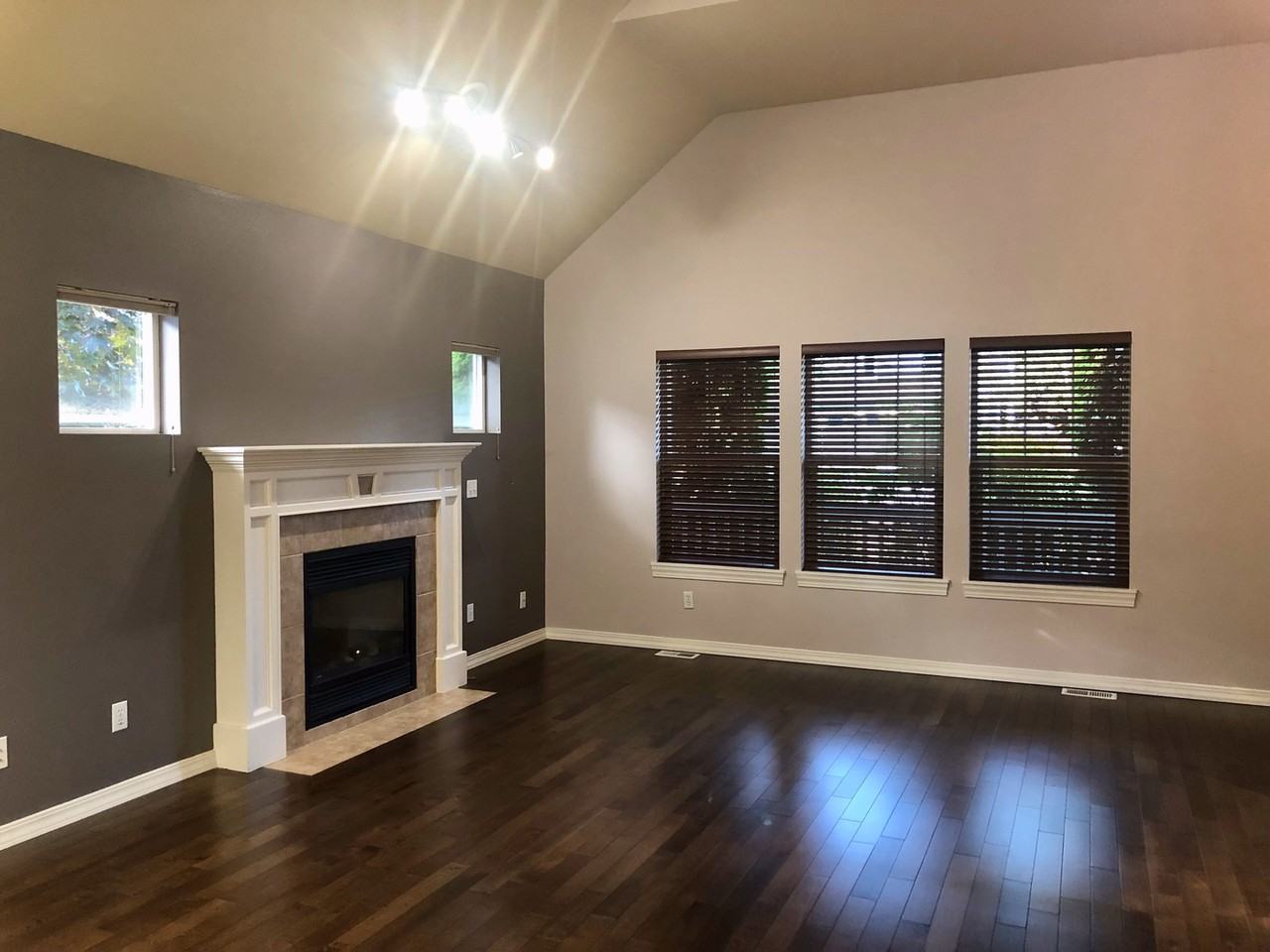 8837 Ne 178th St - Photo 6 of 14