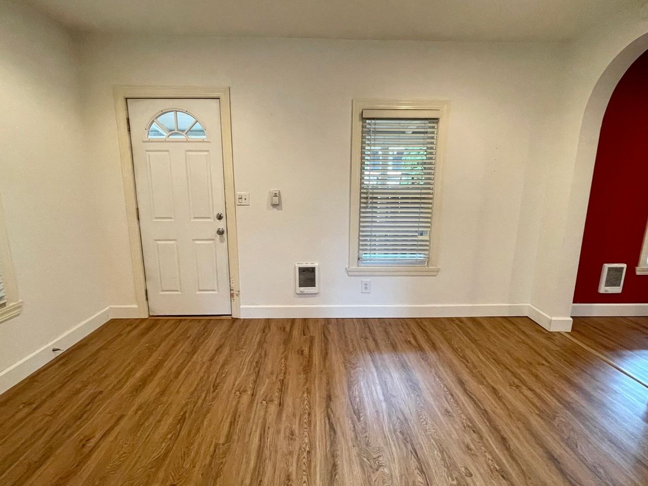 7116 Se Steele St - Photo 4 of 19