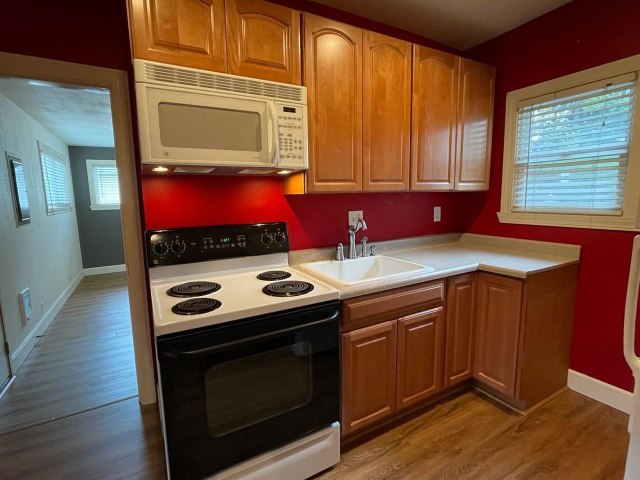 7116 Se Steele St - Photo 7 of 19