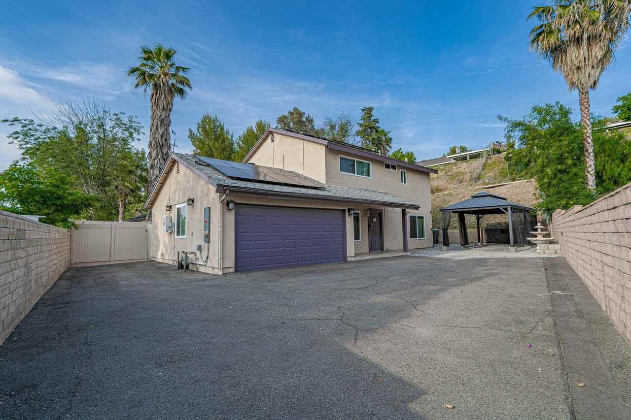 27544 Bernina Ave - Photo 2 of 21