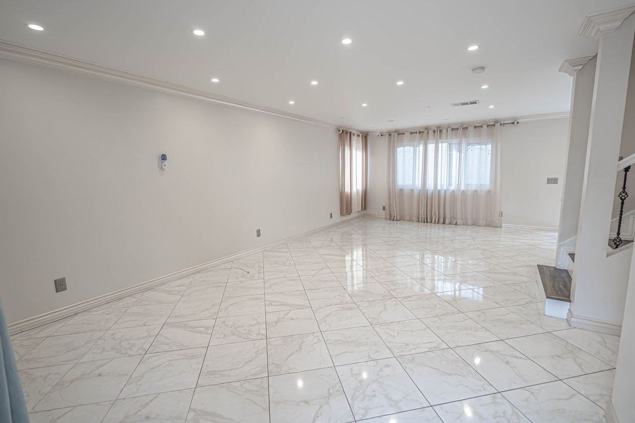 27544 Bernina Ave - Photo 3 of 21