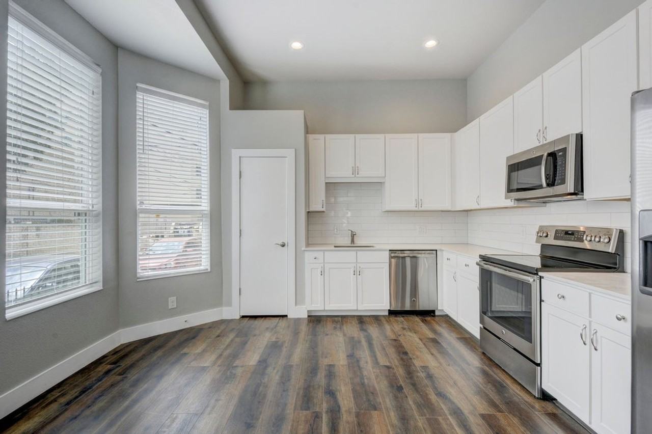 901 Shoal Cliff Ct - Photo 7 of 25