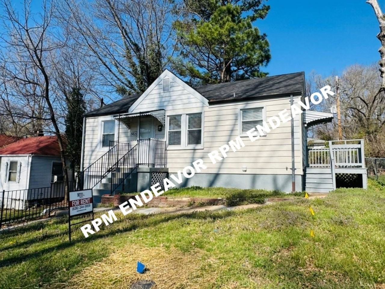 5615 Beldon Dr - Photo 2 of 16