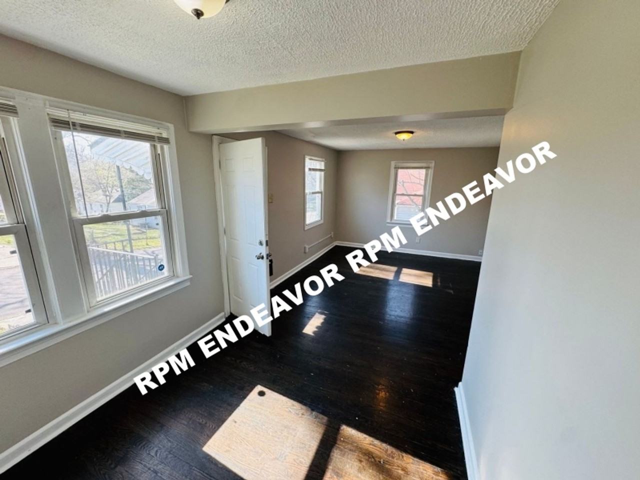 5615 Beldon Dr - Photo 6 of 16