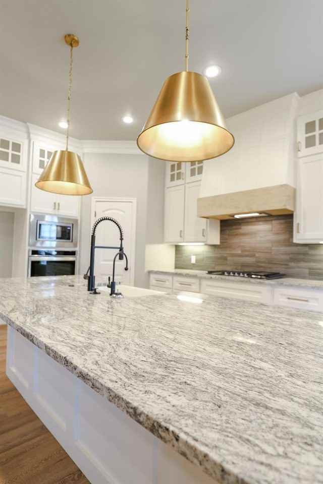 5710 117th St - Photo 4 of 35