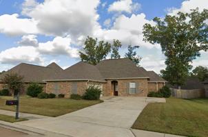 featured image of 112 Winchester Cv