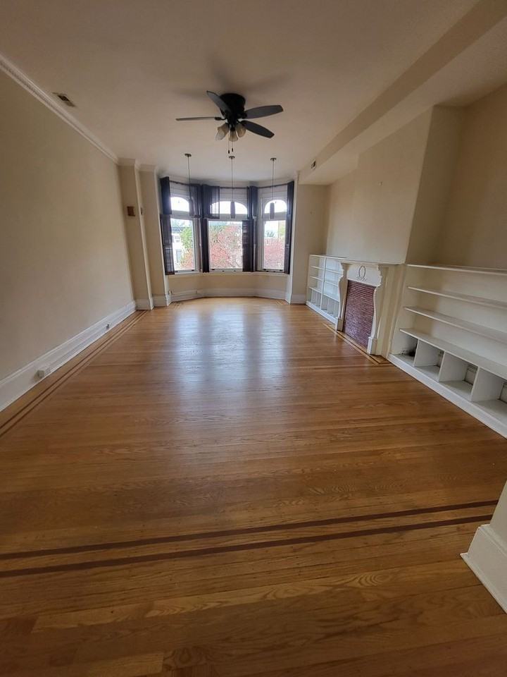 2619 Saint Paul St - Photo 2 of 16