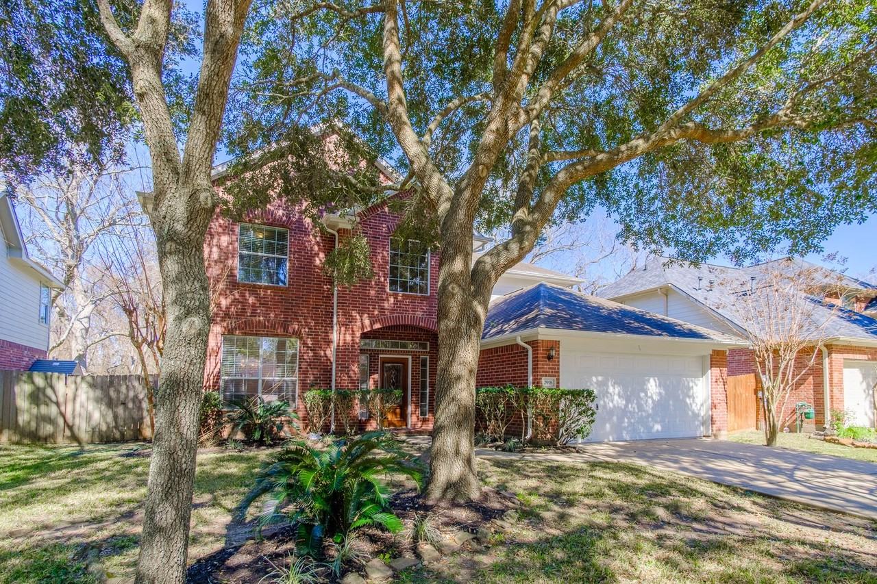 2918 Five Oaks Dr - Photo 7 of 33