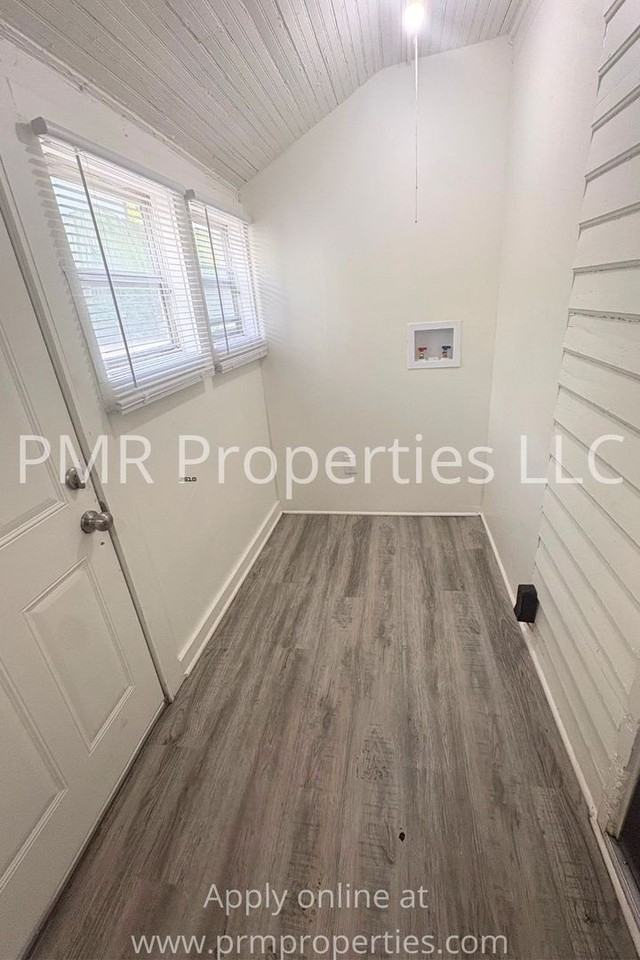 1610 S 17th St - Photo 6 of 22