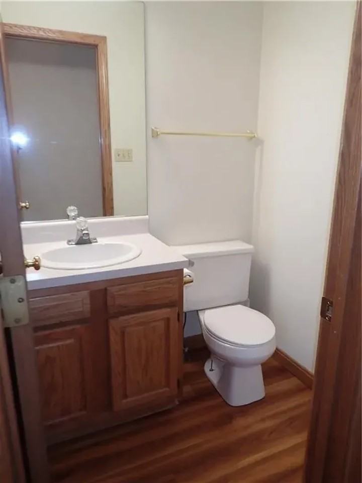 1723 W 45th St - Photo 4 of 15