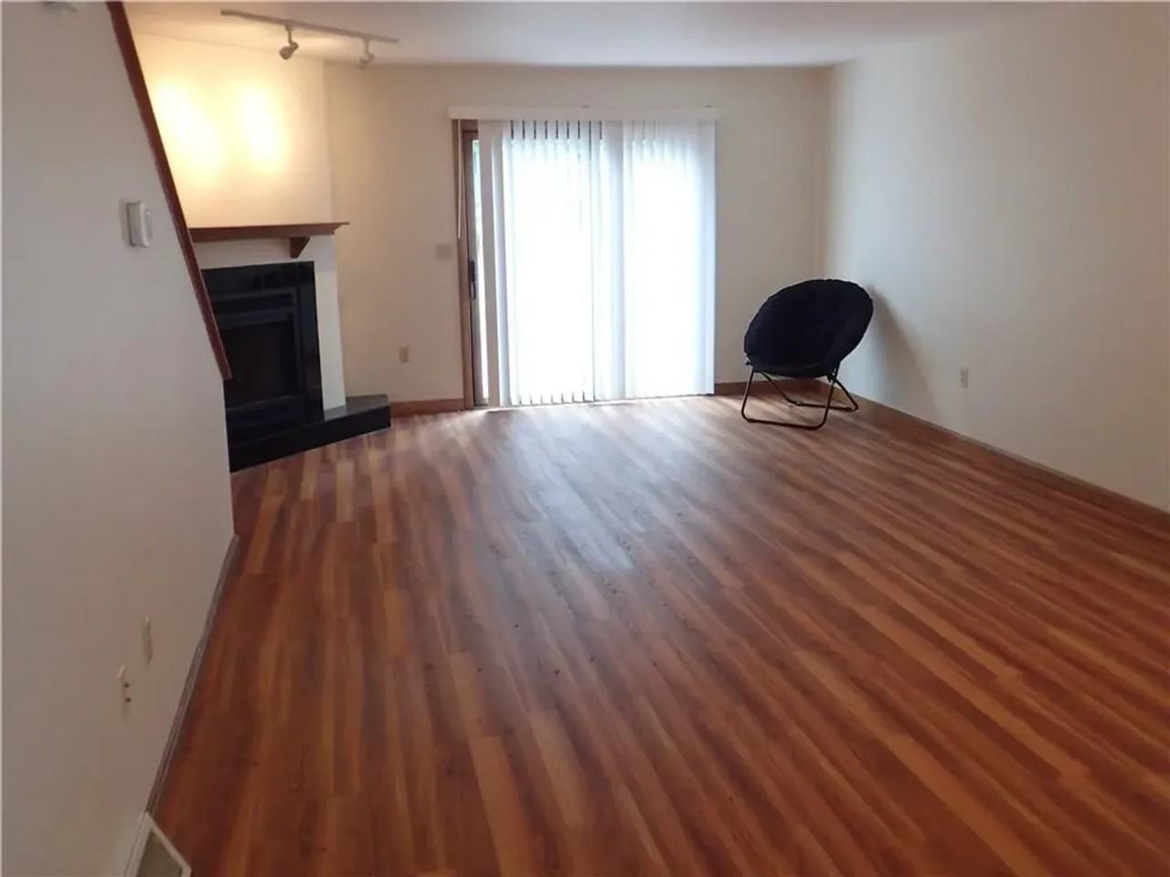 1723 W 45th St - Photo 5 of 15