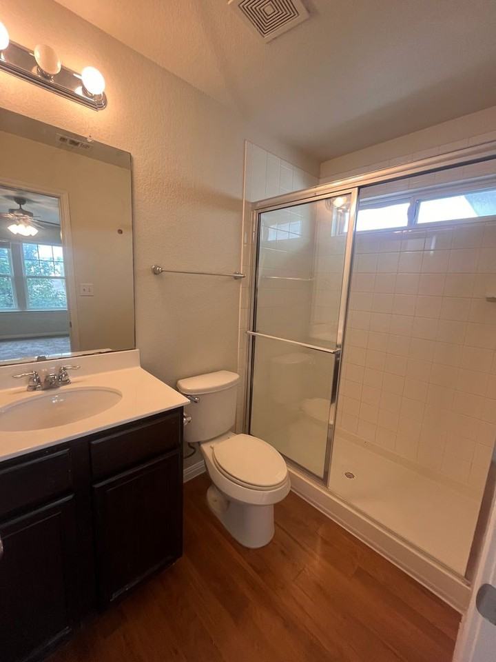 138 Preston Trl - Photo 6 of 11