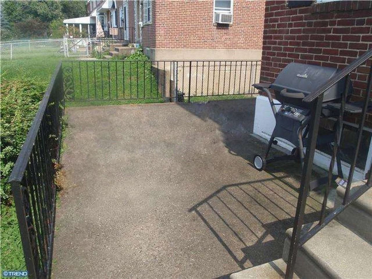 2001 Carter Rd - Photo 2 of 17