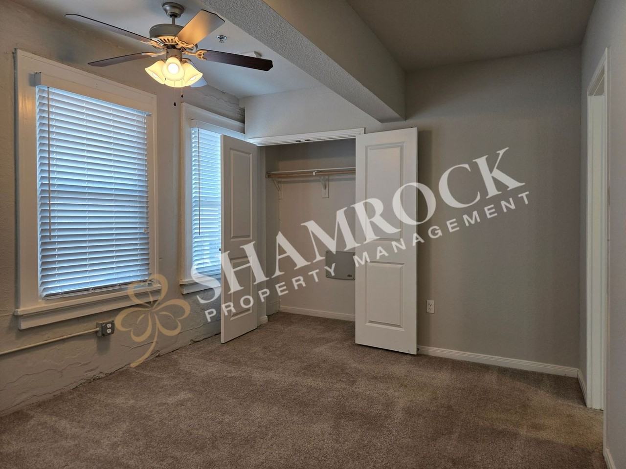 1307 Austin Ave #305 - Photo 7 of 11