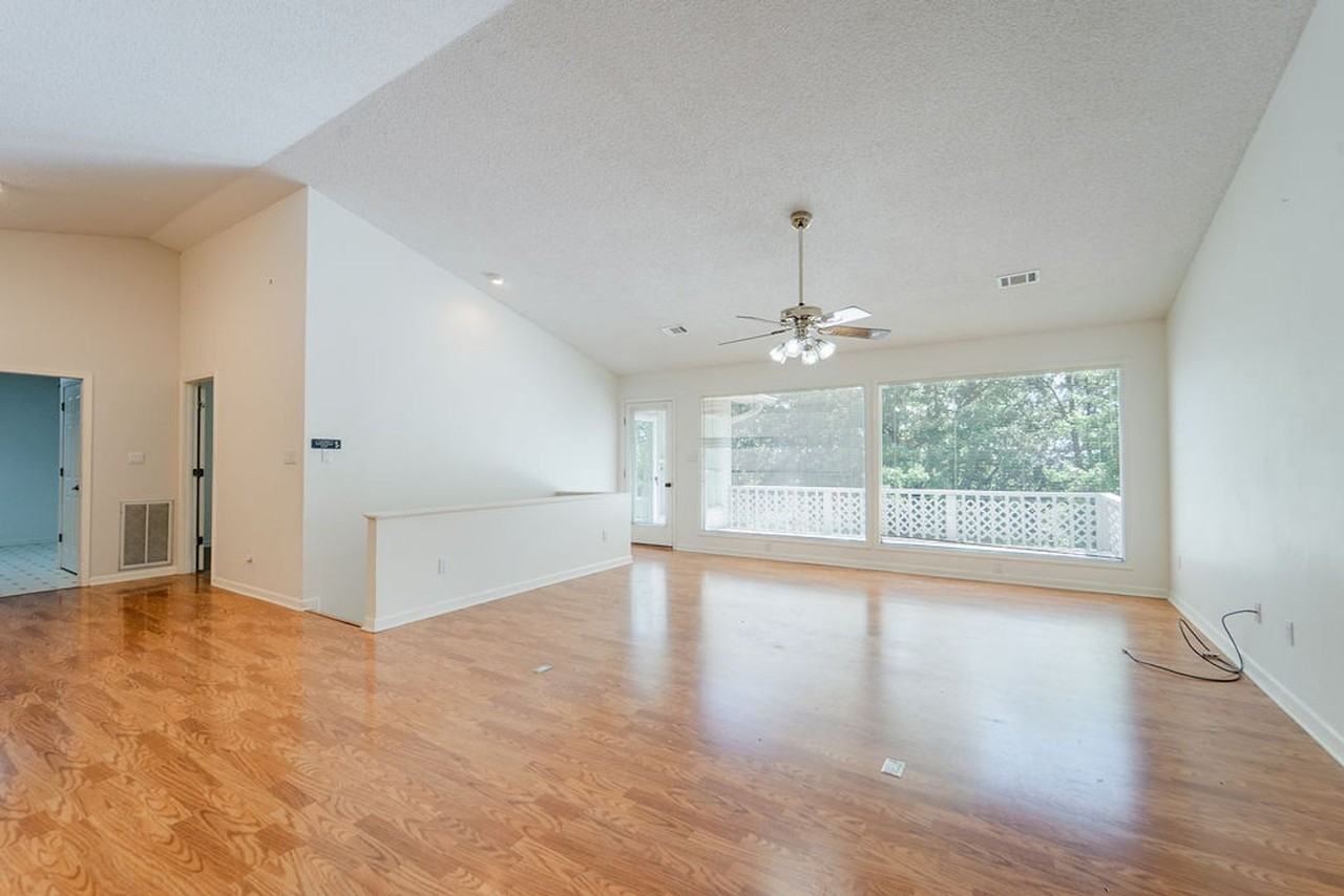 20 Ciclamor Way - Photo 2 of 35