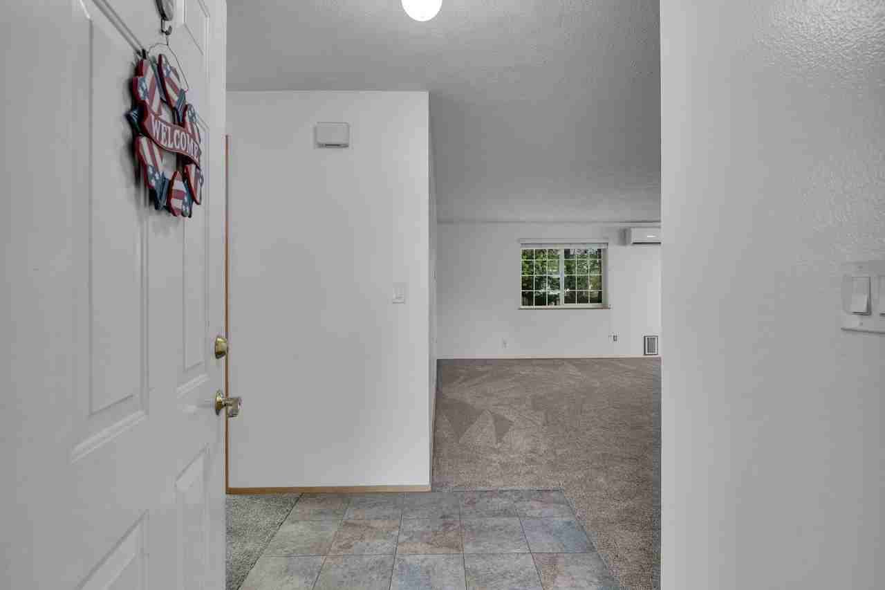 8011 116th St E - Photo 3 of 22