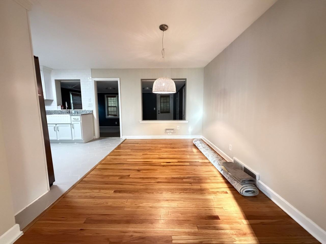 112 Holley Rd - Photo 4 of 32