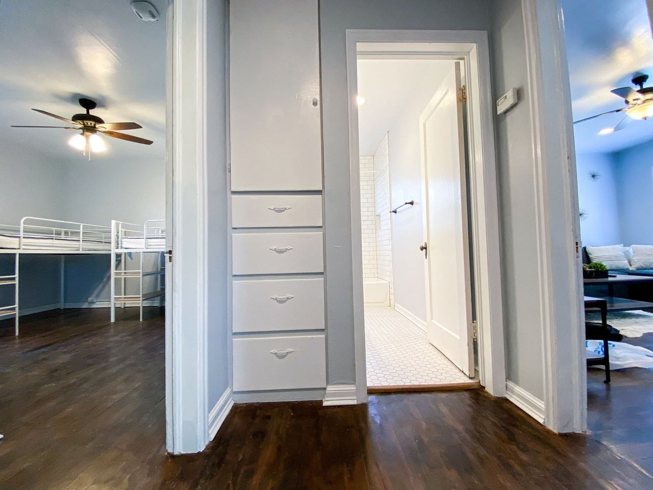 673 E 350 N - Photo 7 of 13