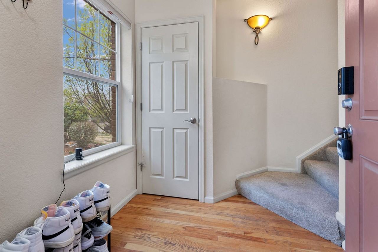 3814 Galileo Dr - Photo 7 of 36