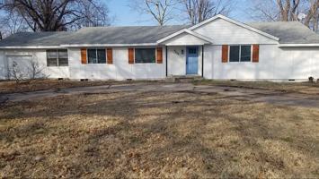 featured image of 9749 E 41st St