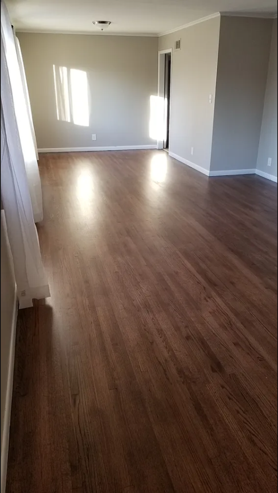 9749 E 41st St - Photo 5 of 11