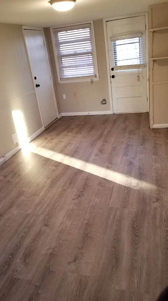 9749 E 41st St - Photo 7 of 11