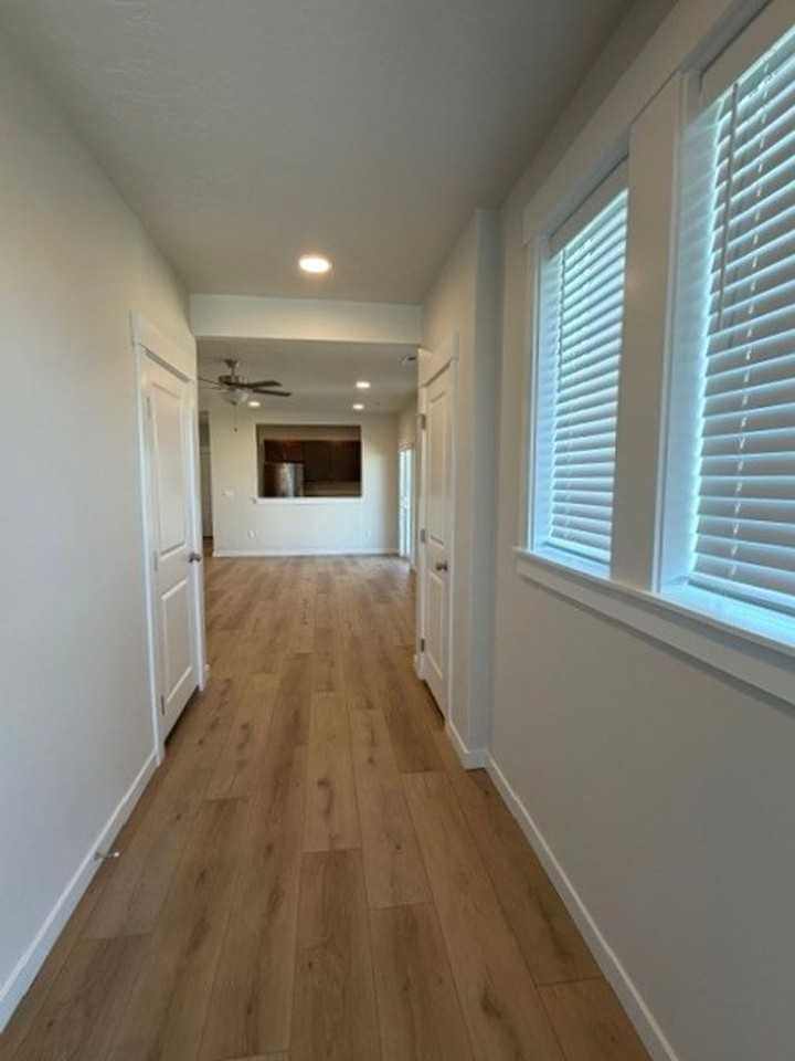 11297 Bluefield Dr - Photo 3 of 23