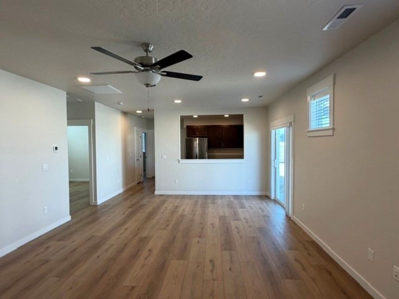 11297 Bluefield Dr - Photo 4 of 23