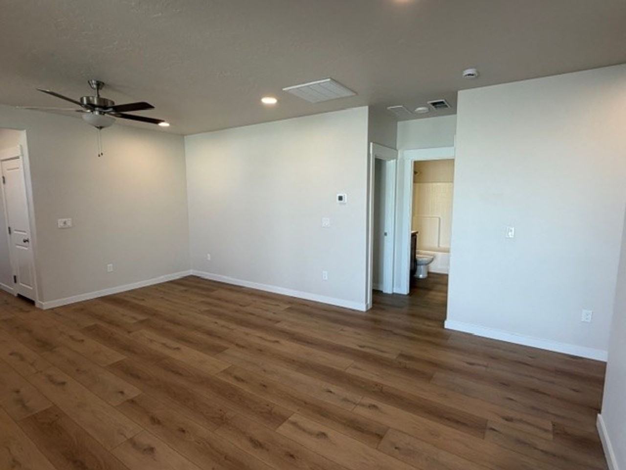 11297 Bluefield Dr - Photo 6 of 23