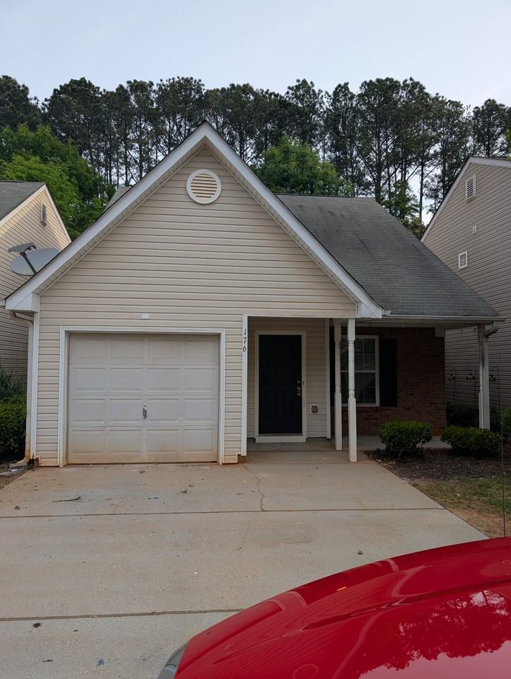 176 Lossie Ln #1