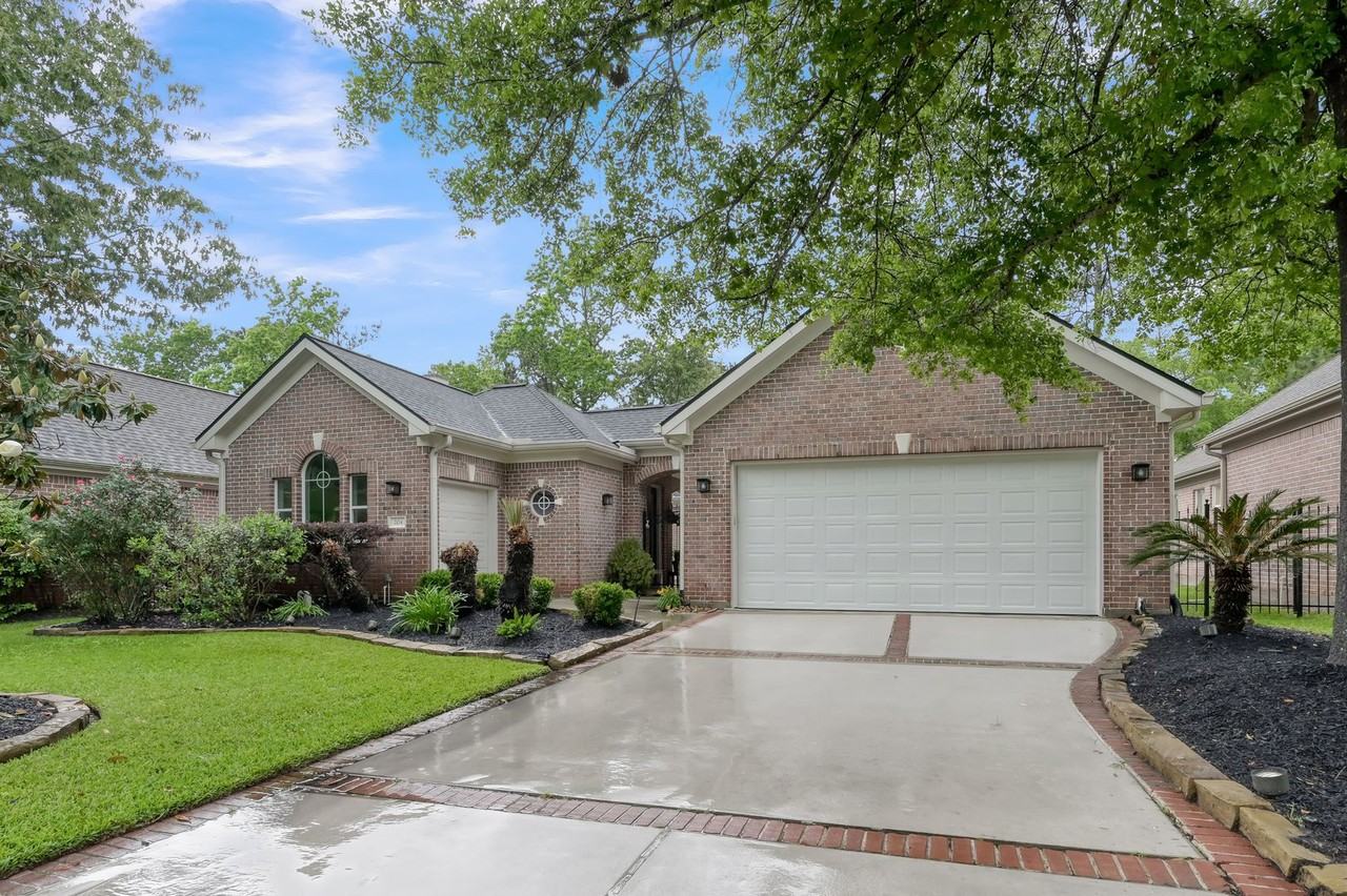 204 W Pines Dr - Photo 2 of 38