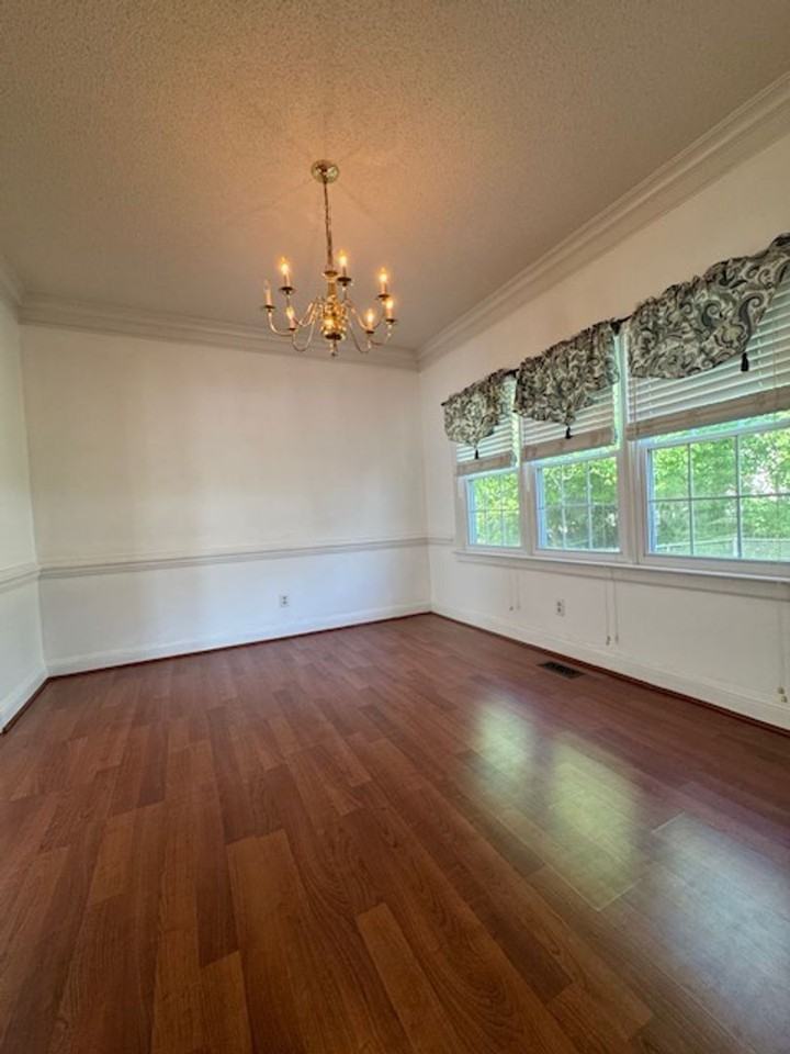 103 Jessica Pl - Photo 5 of 21