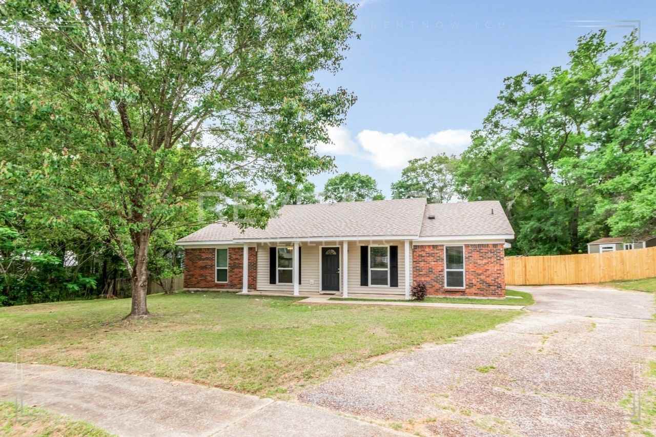 1724 Rustic Wood Ct - Photo 5 of 42