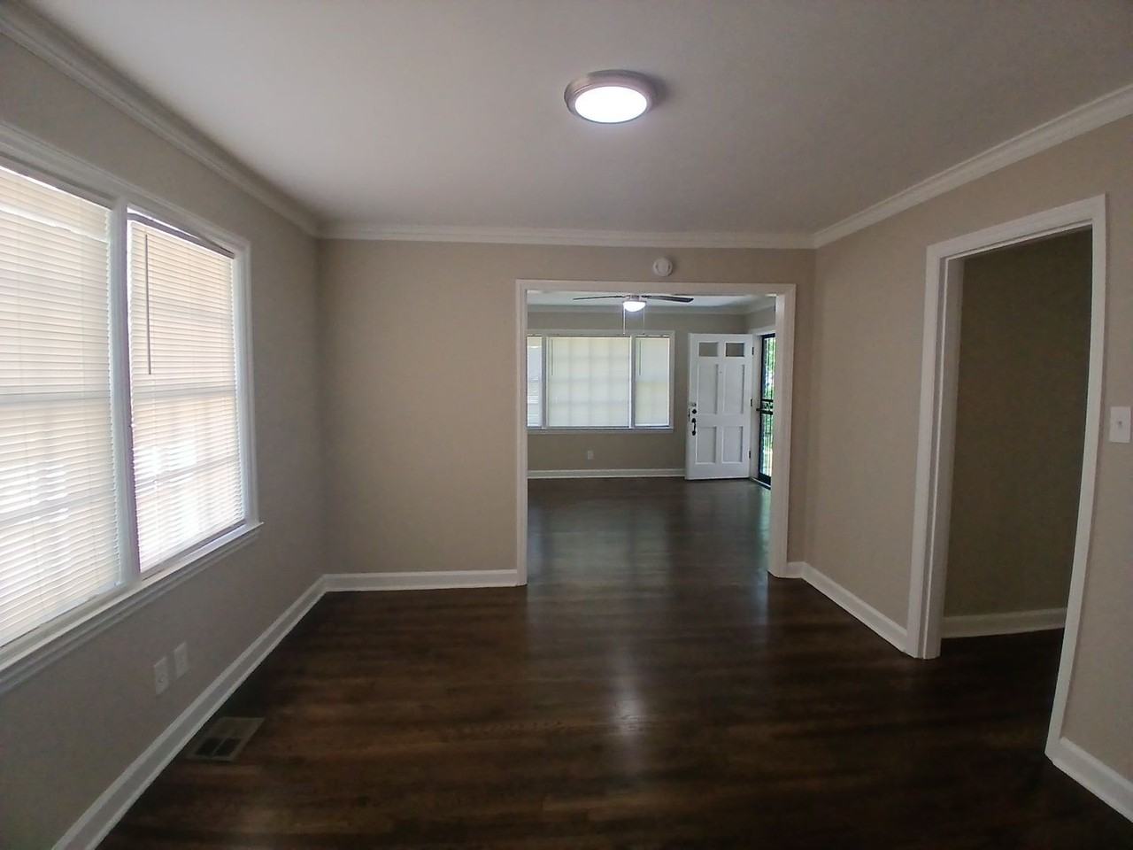 2719 Barron Ave - Photo 7 of 17