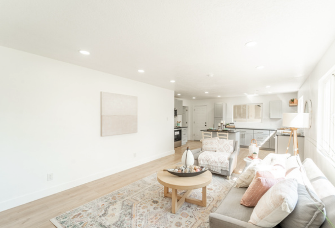 4920 S 4820 W - Photo 5 of 17