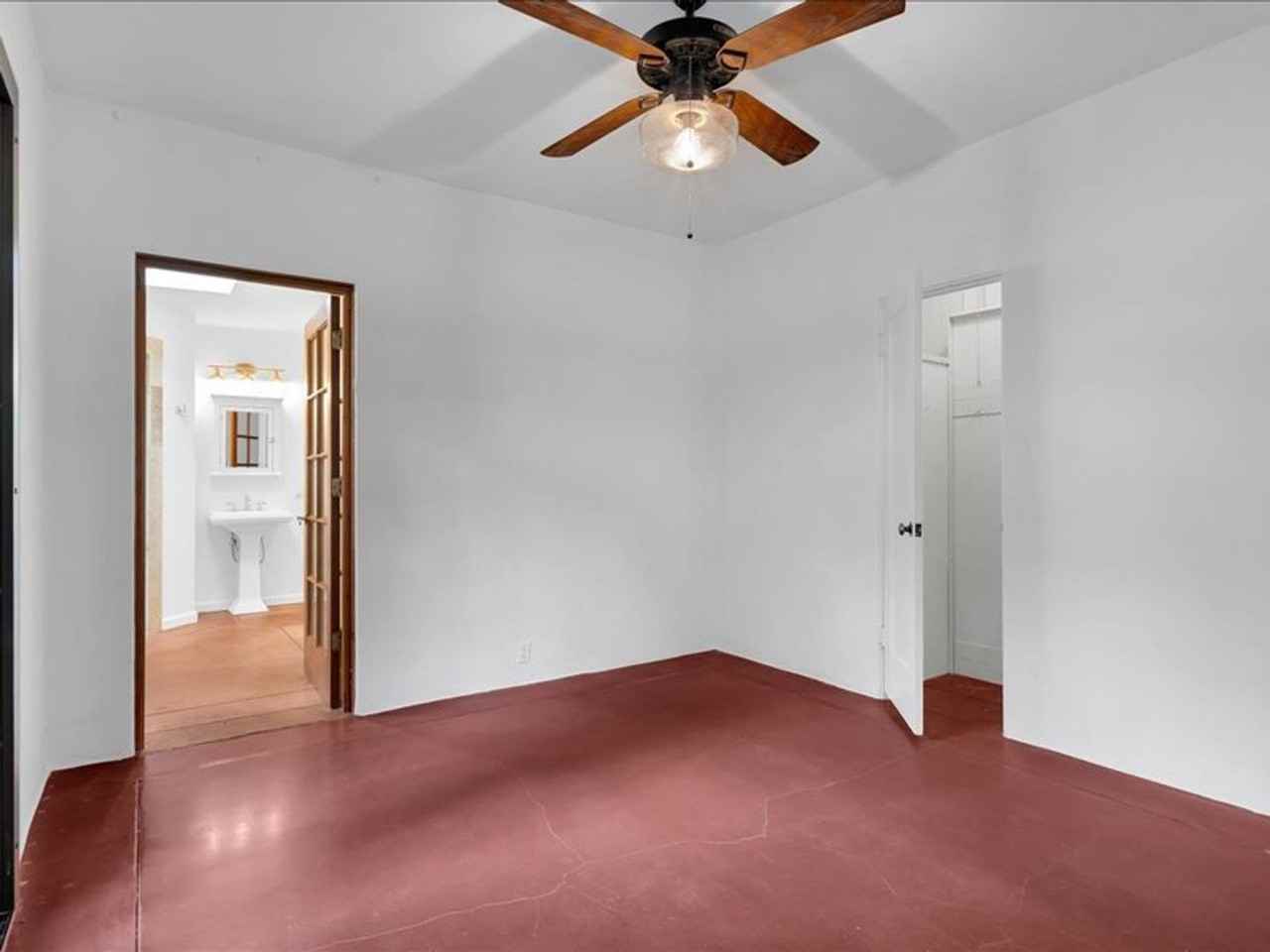 1941 E Lee St - Photo 7 of 17